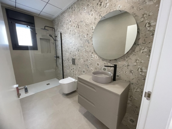 Villa de 3 dormitorios y piscina privada en venta en Las Heredades, Costa Blanca
