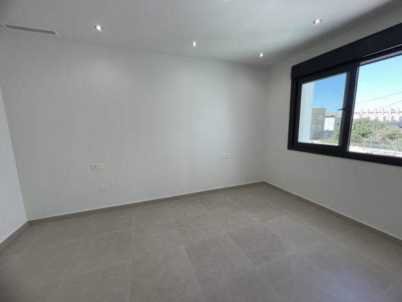 Villa de 3 dormitorios y piscina privada en venta en Las Heredades, Costa Blanca