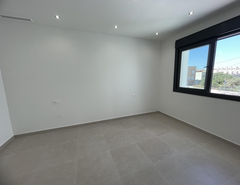 Villa de 3 dormitorios y piscina privada en venta en Las Heredades, Costa Blanca