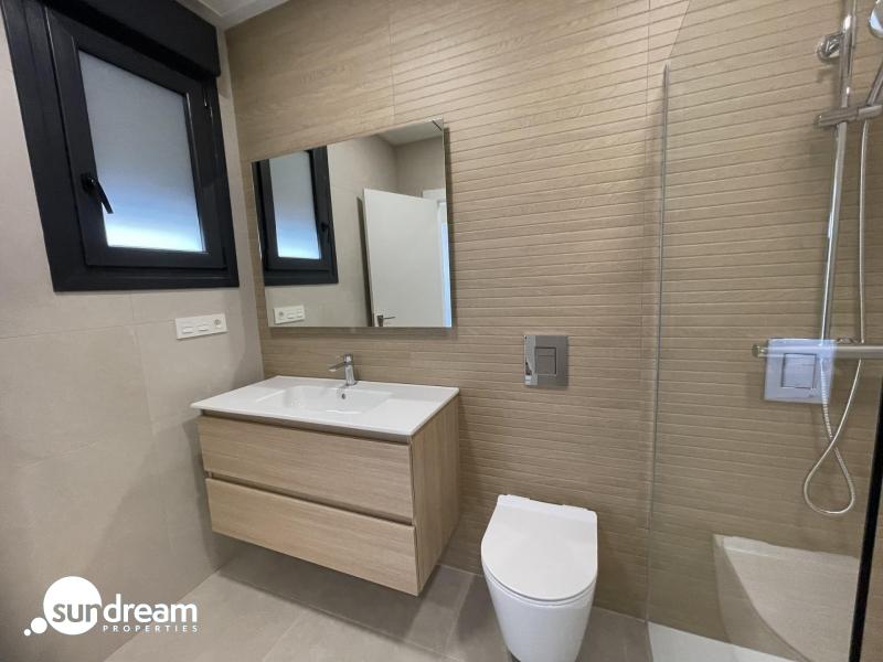 Villa de 3 dormitorios y piscina privada en venta en Las Heredades, Costa Blanca