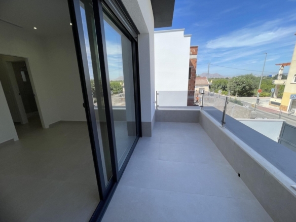 Villa de 3 dormitorios y piscina privada en venta en Las Heredades, Costa Blanca