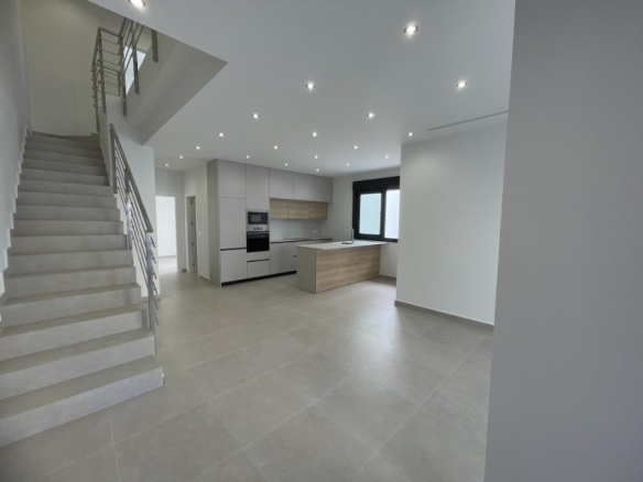 Villa de 3 dormitorios y piscina privada en venta en Las Heredades, Costa Blanca