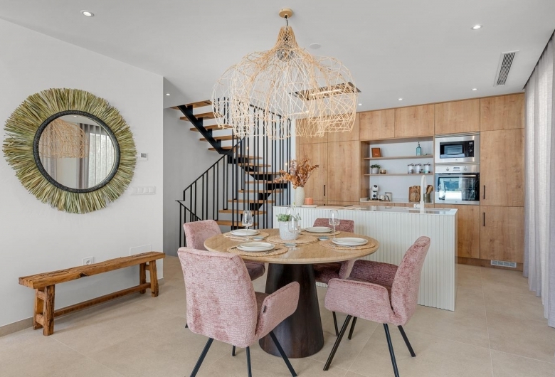 Villa modernas adosadas y pareadas a la venta en Dolores, Alicante