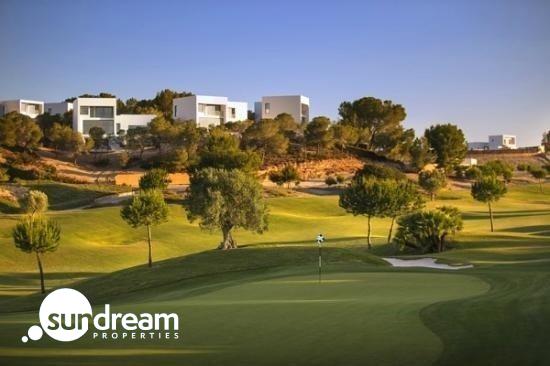 Villa en venta obra nueva Golf Las Colinas Orihuela