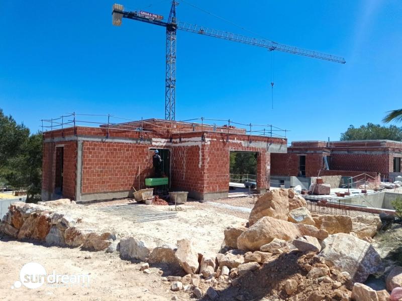 Villa en venta obra nueva Golf Las Colinas Orihuela