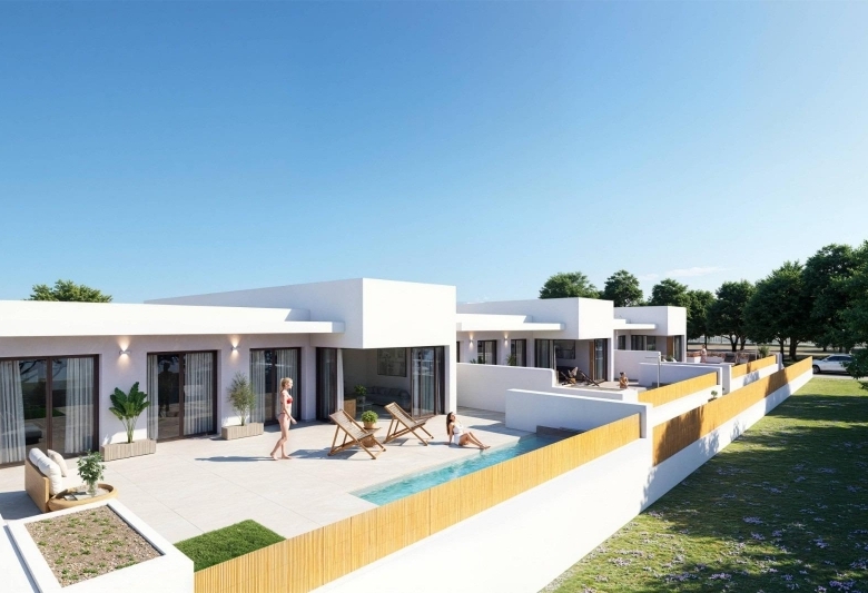 Villa en venta obra nueva con piscina en Dolores
