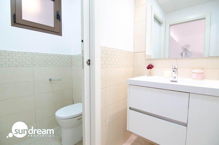 Bungalow en venta con piscina primera línea en Pulpi