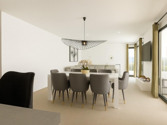 Villa de 3 dormitorios en una sola planta con piscina privada a la venta en Hondón de las Nieves(Alicante)