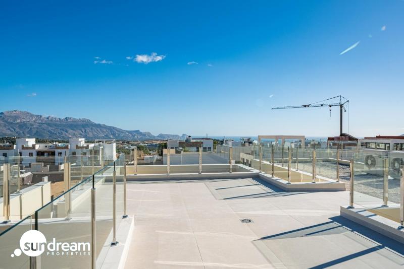 g_42506-23-33 Villa nueva llave en mano con 4 dormitorios y vistas al mar a la venta en La Alberca Polop