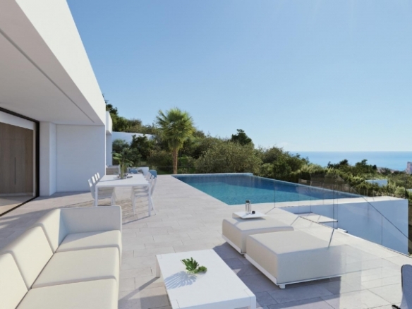 VILLA DE LUJO DE OBRA NUEVA EN CUMBRE DEL SOL