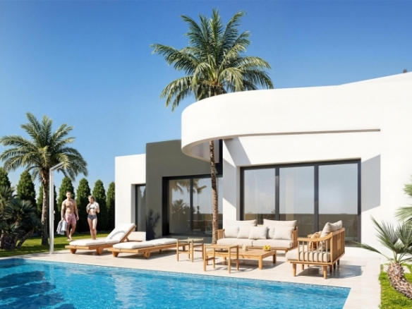Villa de nueva construcción con 3 dormitorios y piscina privada en venta en primera linea de Golf( Los Alcázares)