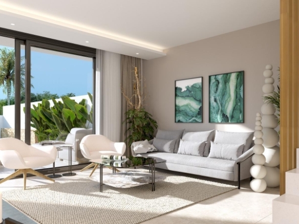 Fantástica villa adosada con 3 dormitorios y piscina privada en Orihuela Costa