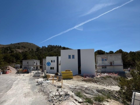 Villa de nueva construcción con 3 dormitorios y piscina privada cerca de Benidorm a la venta(Finestrat)