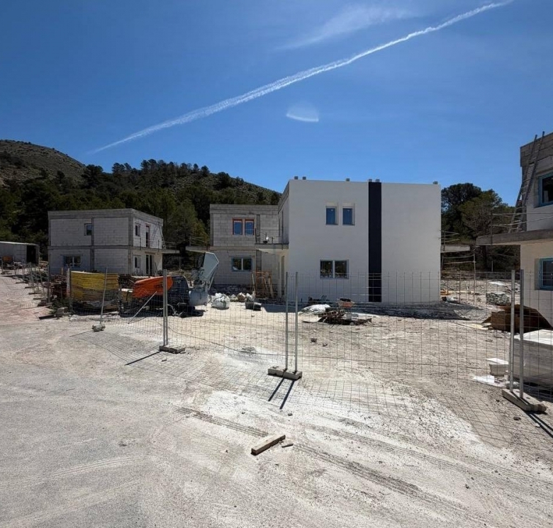 Villa de nueva construcción con 3 dormitorios y piscina privada cerca de Benidorm a la venta(Finestrat)