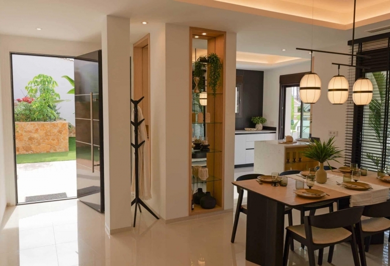 Villa llave en mano con 3 dormitorios, piscina privada y totalmente amueblada en venta en Ciudad Quesada
