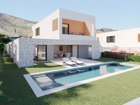 Villa de 4 dormitorios con piscina privada a la venta en Finestrat.