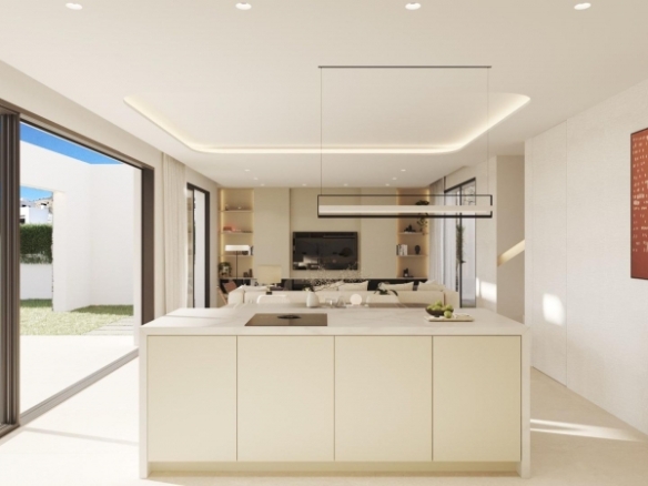 Villa de 4 dormitorios con piscina privada a la venta en Finestrat.
