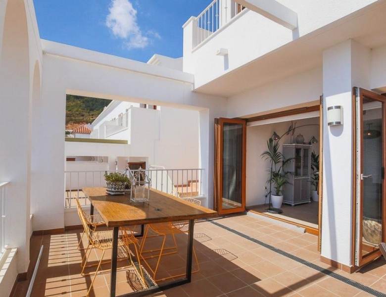 Apartamento de 1 dormitorio con vistas al mar a la venta en Xeresa – Costa Blanca Norte