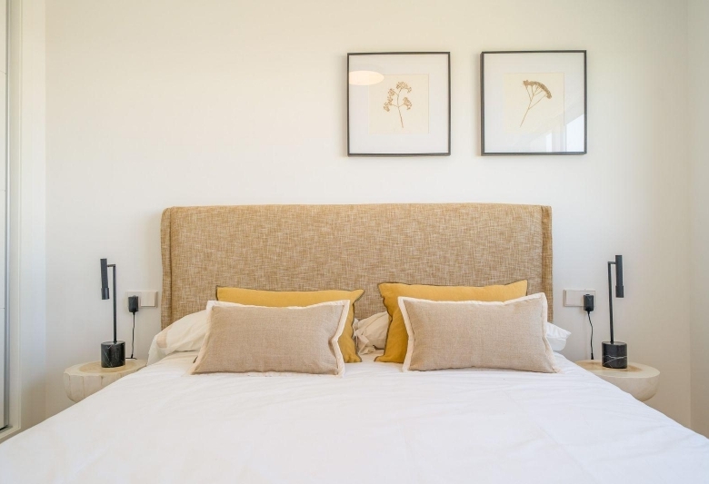 Adosado de 2 dormitorios con jardín y solarium privado en Vistabella Golf(Orihuela)