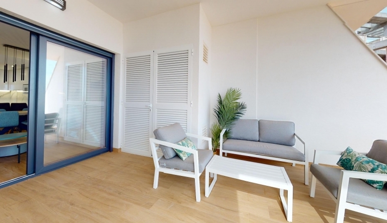 Bungalow de planta baja con 2 dormitorios y 2 amplias terrazas en Los Balcones(Torrevieja)