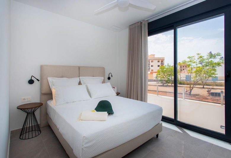 VILLAS PAREADAS EN UNA SOLA PLANTA DE NUEVA CONSTRUCCIÓN EN SUCINA