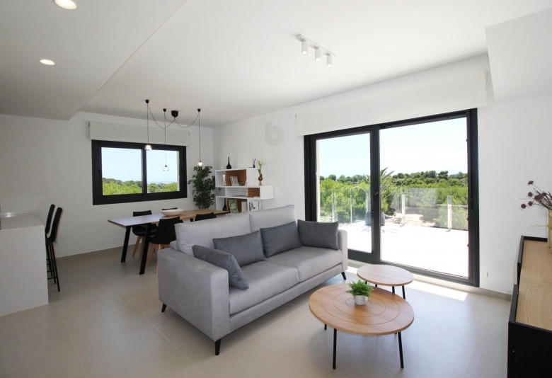 LO ROMERO GOLF, MAGNÍFICOS APARTAMENTOS EN PRIMERA LÍNEA 3 DORMITORIOS 2 BAÑOS
