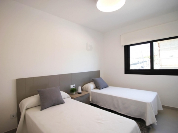LO ROMERO GOLF, MAGNÍFICOS APARTAMENTOS EN PRIMERA LÍNEA 3 DORMITORIOS 2 BAÑOS