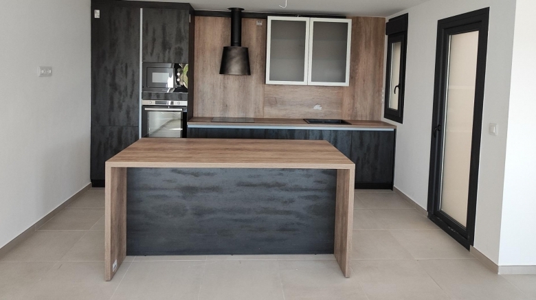 Apartamento moderno de 3 dormitorios y amplia terraza en Torre Pacheco(Murcia)