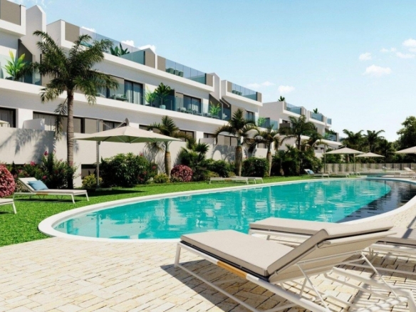 MAGNIFICA VILLA PAREADA DE 3 DORM. DE NUEVA CONSTRUCCIÓN CON SÓTANO EN LOS BALCONES(TORREVIEJA)