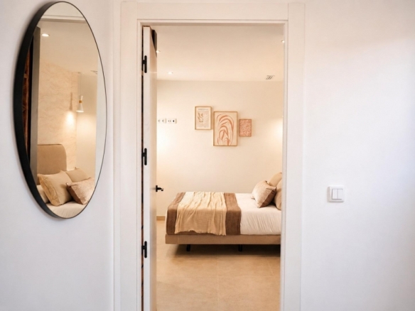 Adosado moderno de 2 dormitorios con piscina comunitaria a la venta en Dolores