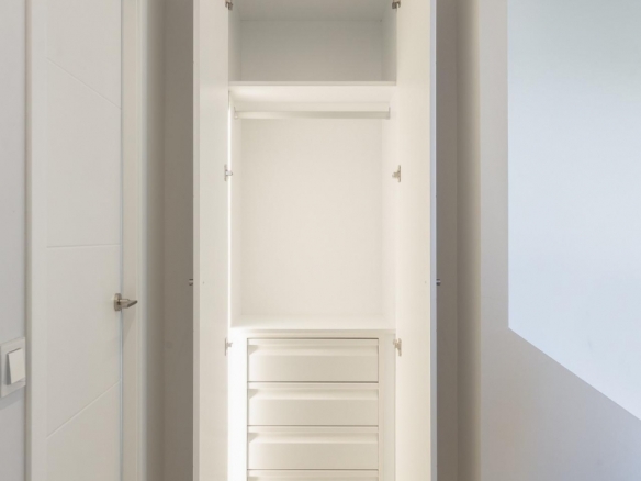 Ático de 2 dormitorios a escasos metros del mar a la venta en Denia(Alicante)