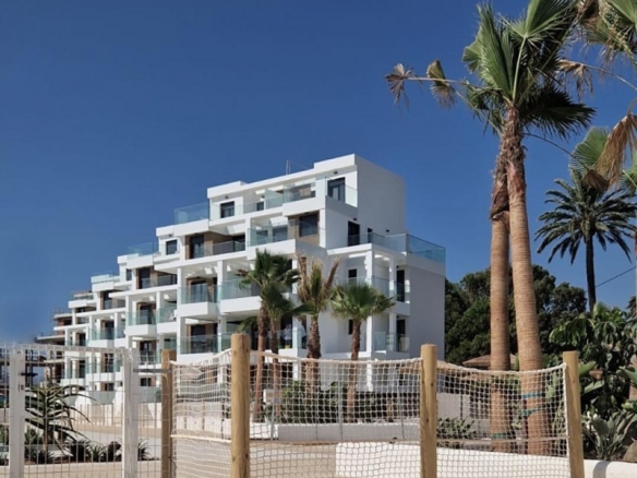 Ático de 2 dormitorios a escasos metros del mar a la venta en Denia(Alicante)