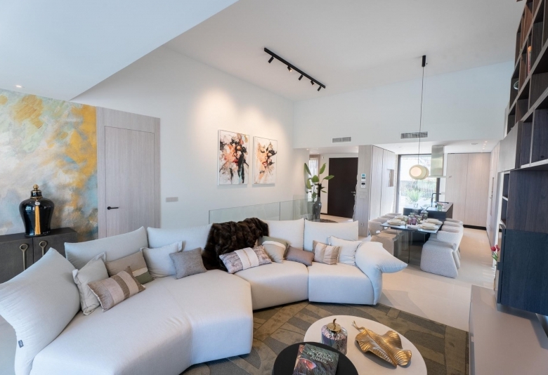 Maginifica villa de nueva construcción con 3 dormitorios en primera línea de campo de golf en La Finca Golf Resort