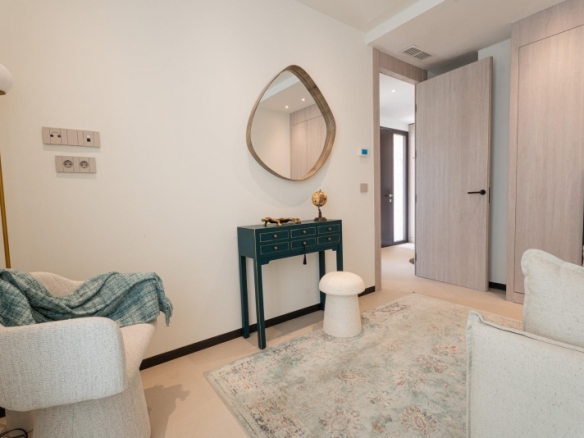Maginifica villa de nueva construcción con 3 dormitorios en primera línea de campo de golf en La Finca Golf Resort