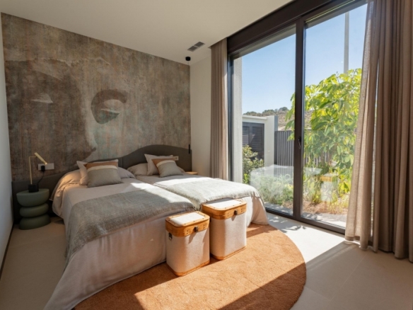 Maginifica villa de nueva construcción con 3 dormitorios en primera línea de campo de golf en La Finca Golf Resort