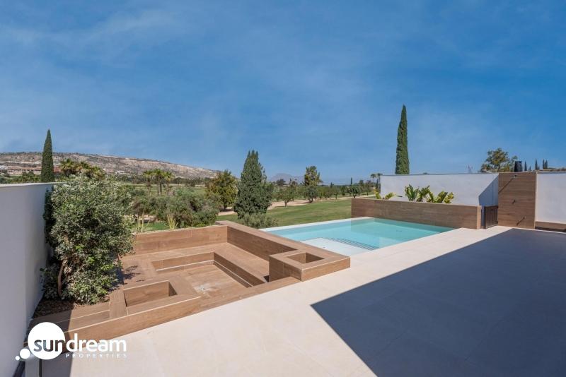 g_43300-14-26 Maginifica villa de nueva construcción con 3 dormitorios en primera línea de campo de golf en La Finca Golf Resort