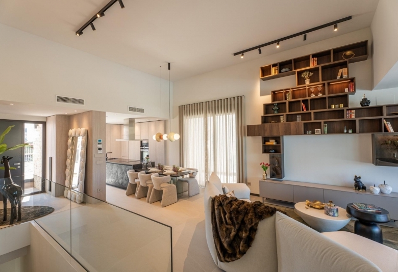 Maginifica villa de nueva construcción con 3 dormitorios en primera línea de campo de golf en La Finca Golf Resort