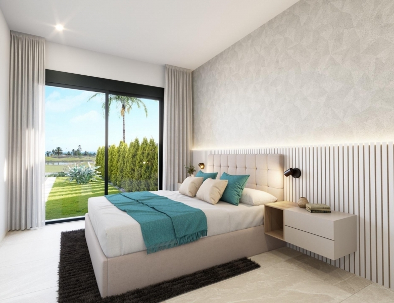 Chalet en una planta de 3 dormitorios en primera línea del campo de golf en Los Alcázares