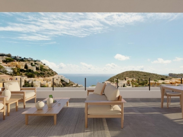 Ático de 2 dormitorios con estupendas vistas panorámicas al mar mediterráneo en Benitatxell