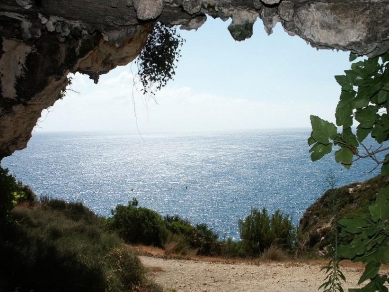 Villa de lujo de 4 dormitorios con piscina infinity y vistas al mar a la venta en Benitachell