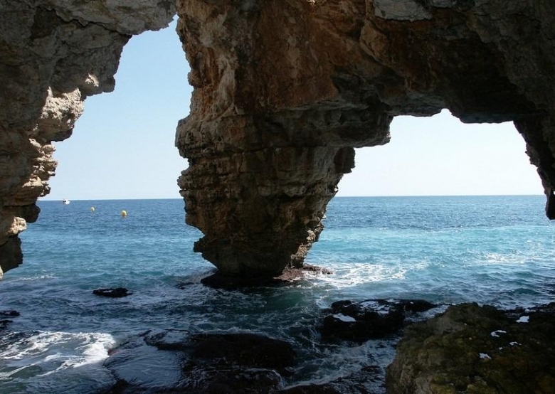 Villa de lujo de 4 dormitorios con piscina infinity y vistas al mar a la venta en Benitachell