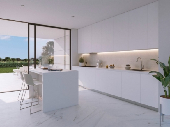 Espectacular villa de 4 dormitorios con parcela de 1000m2 en exclusivo resort de golf(Murcia)