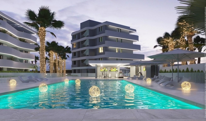 Adosado de nueva construcción con 3 dormitorios y amplio solarium en El Raso (Guardamar del Segura)