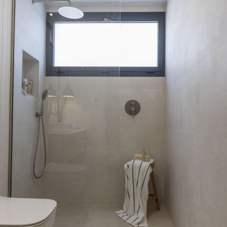 Villa de 3 dormitorios de nueva construcción con piscina privada en campo de golf(Murcia)