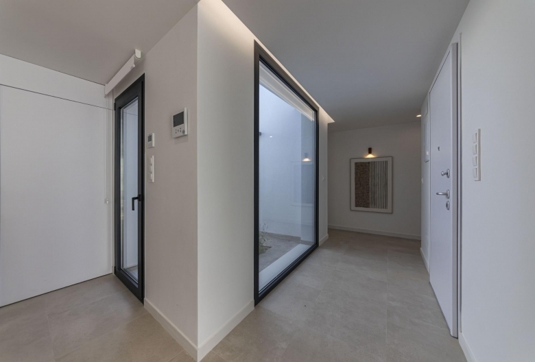 Villa de nueva construcción de 3 dormitorios con piscina privada y vistas a la montaña en campo de golf(Murcia)