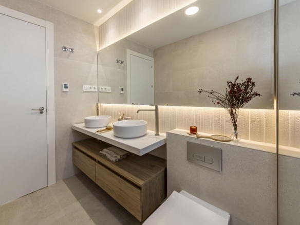 Villa de nueva construcción de 3 dormitorios con piscina privada y vistas a la montaña en campo de golf(Murcia)