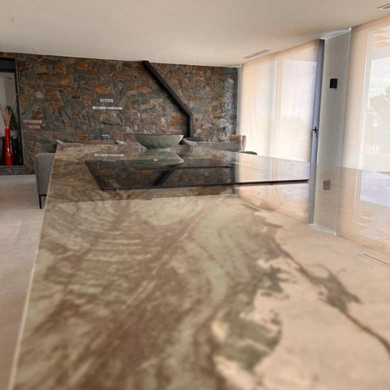 Villa a medida de 4 dormitorios y piscina privada rodeada de naturaleza en Pinoso(Alicante)