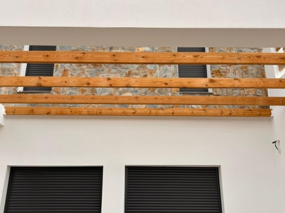 Villa a medida de 4 dormitorios y piscina privada rodeada de naturaleza en Pinoso(Alicante)