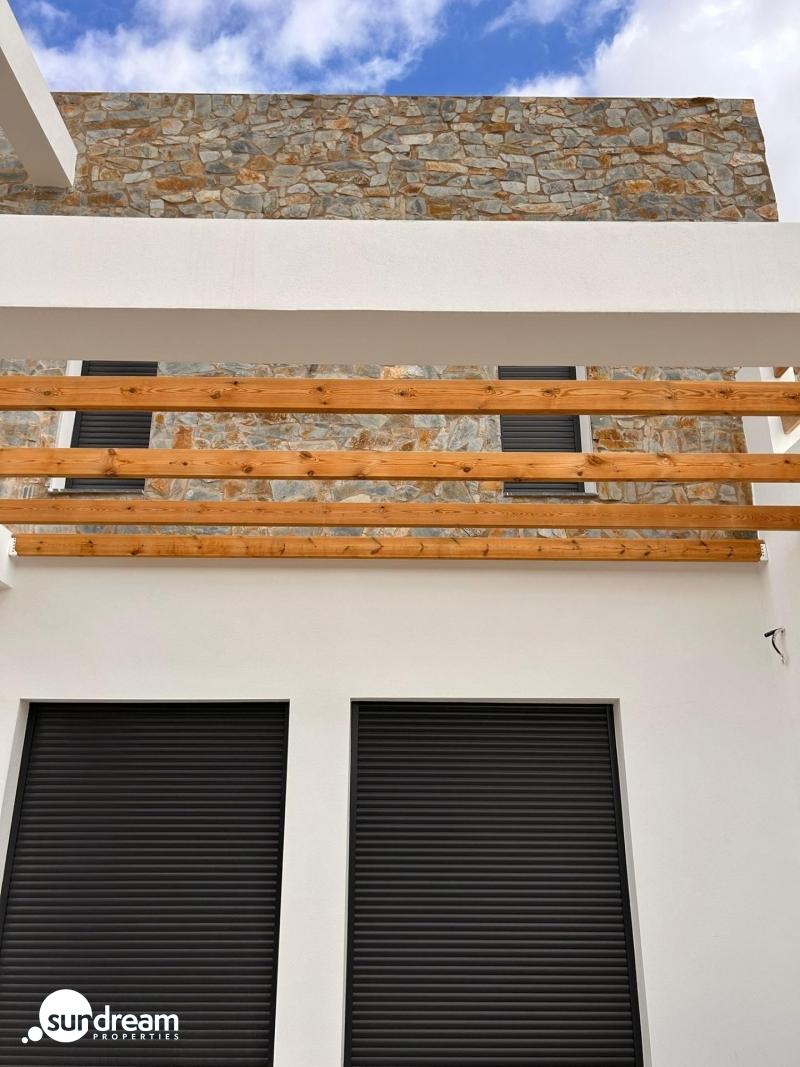 g_43502-46-33 Villa a medida de 4 dormitorios y piscina privada rodeada de naturaleza en Pinoso(Alicante)
