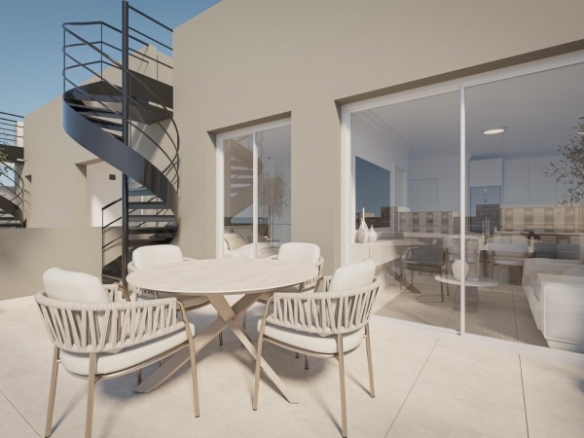 Ático de 1 dormitorio con solarium privado a 800m de la playa y el paseo marítimo en Torrevieja(Alicante)